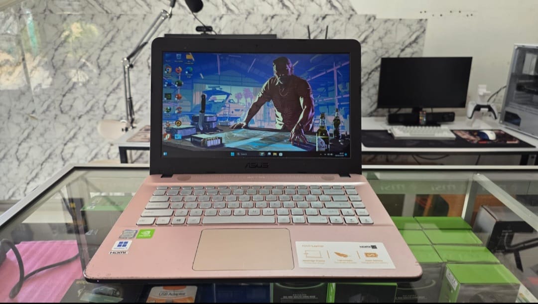 Asus VivoBook Core i3 Dual VGA