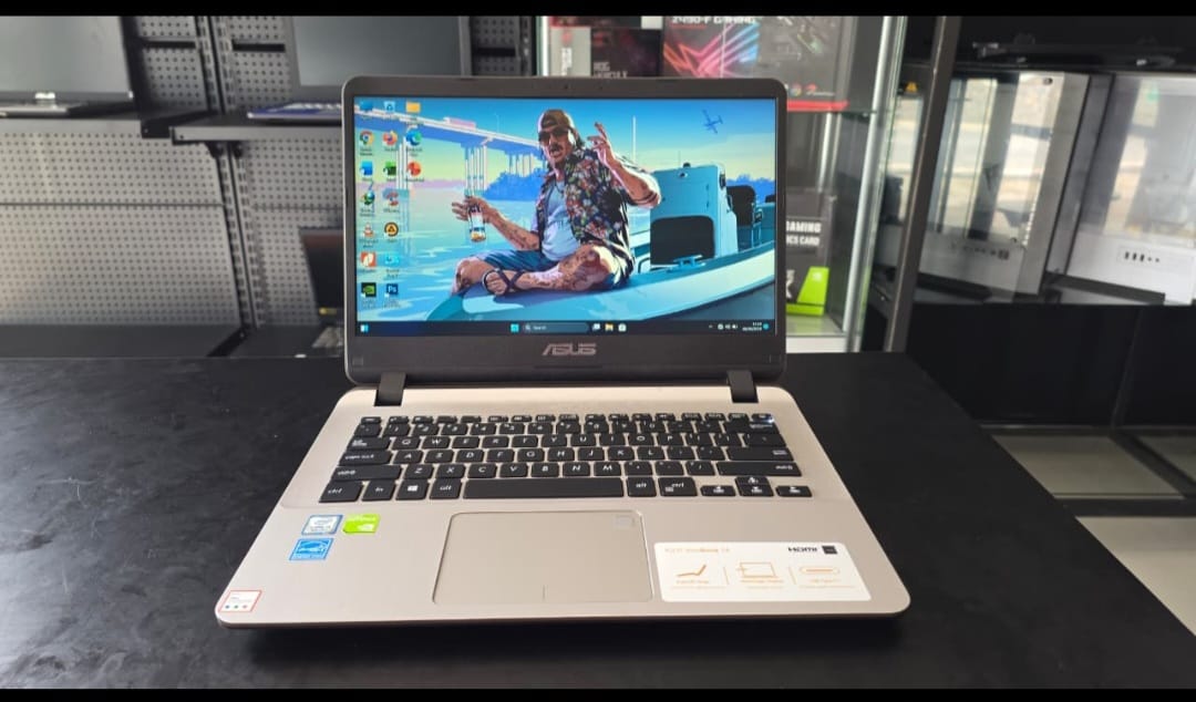 ASUS VIVOBOOK CORE I5 DUAL VGA NVIDIA
